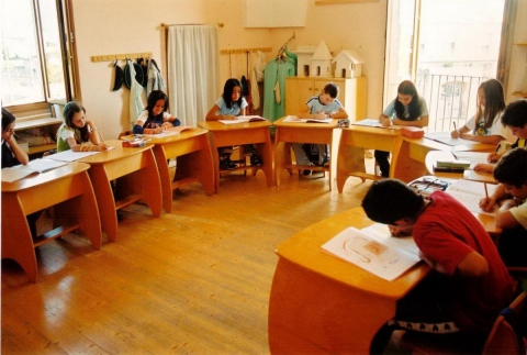 Manduria, la scuola steineriana: �Pratica e lentezza contro i metodi classici�